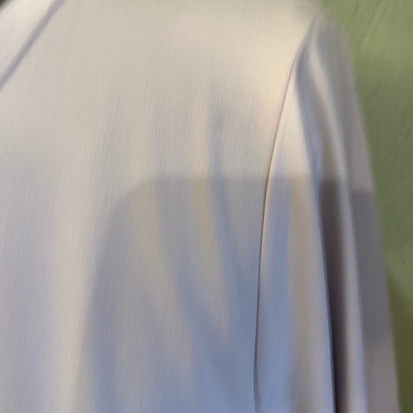 Ellen Tracy short sleeve mauve Top - Picture 3 of 7